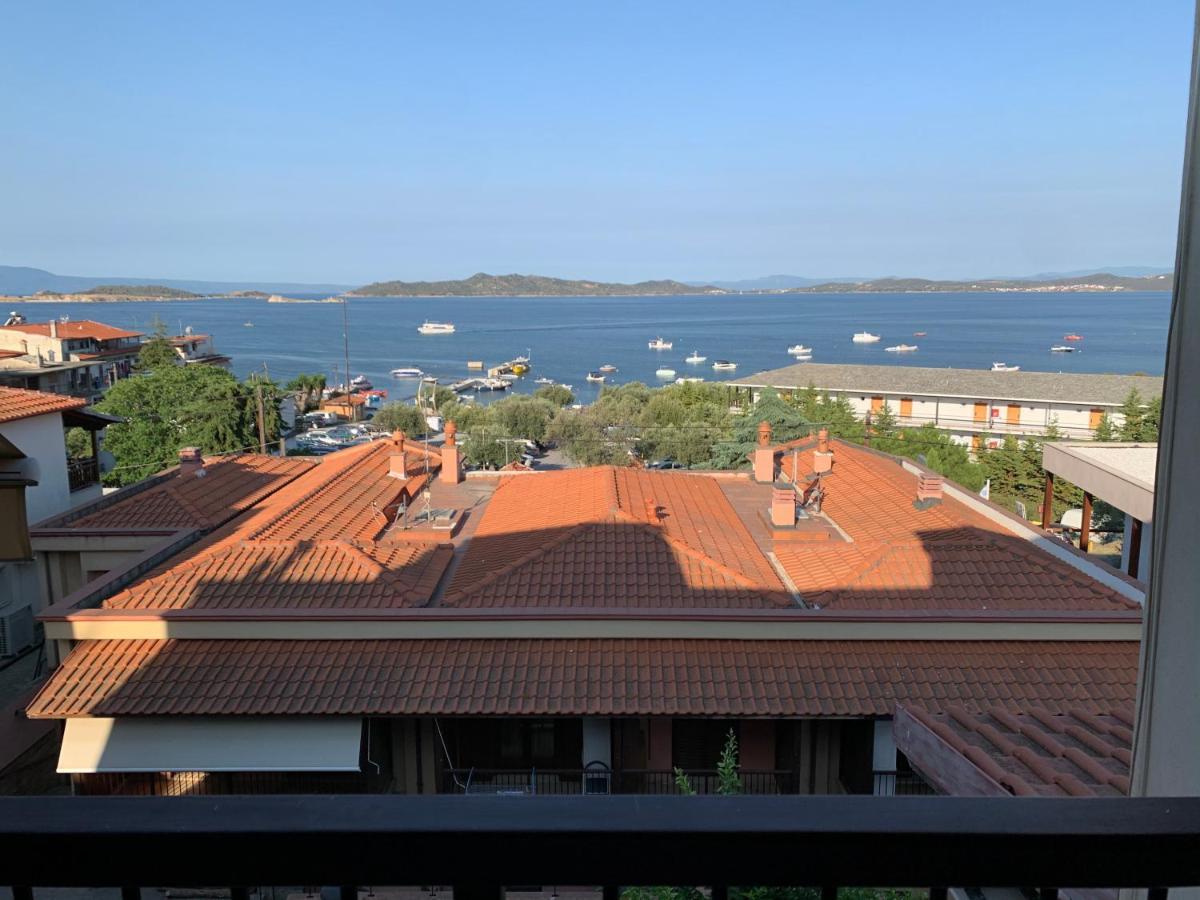 Yulia Guest House Ouranoupoli Esterno foto